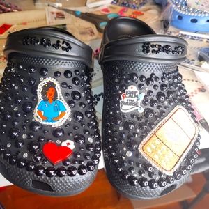 Handmade design Crocs to your Design
